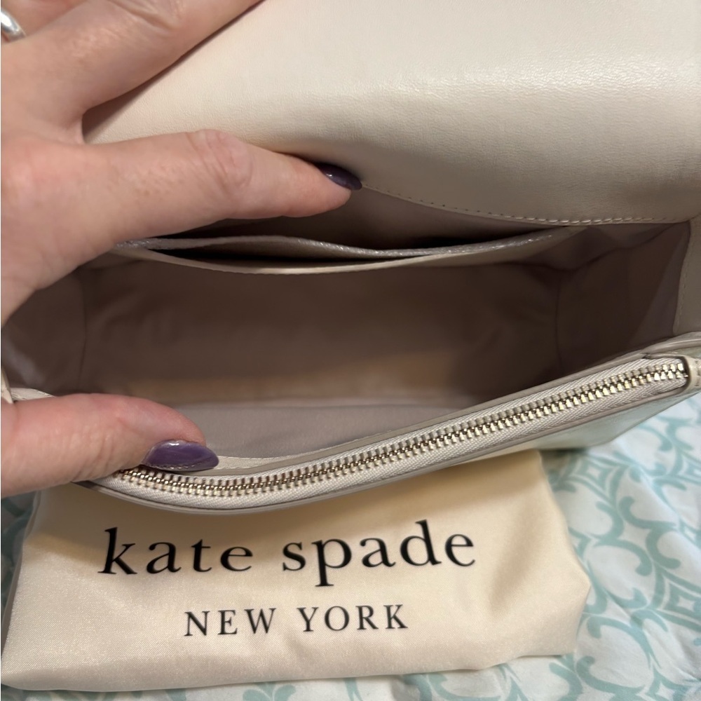 Kate Spade Ivory Leather Crossbody Bag Minimalist Neutral - Picture 4 of 6